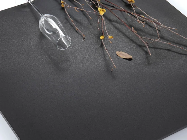 black-kitchen-tiles