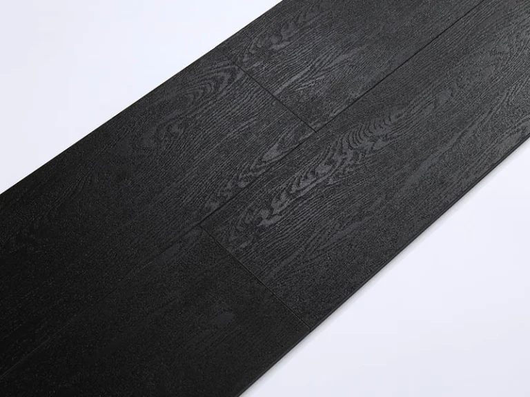 wood-effect-ceramic-tiles